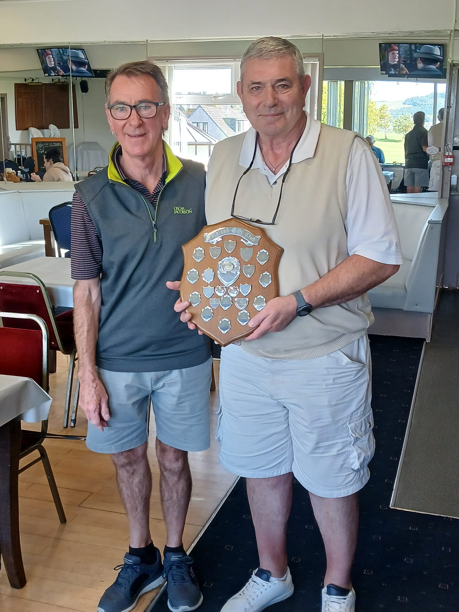 Falkland Seniors outing to Lochgelly